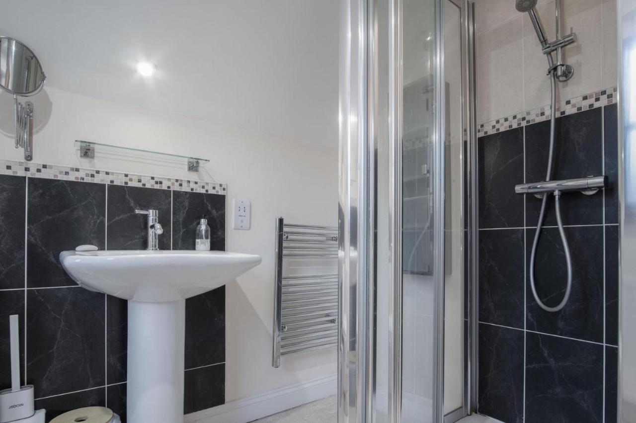 Llais Afon - 3 Bedroom Holiday Home - Fishguard Εξωτερικό φωτογραφία